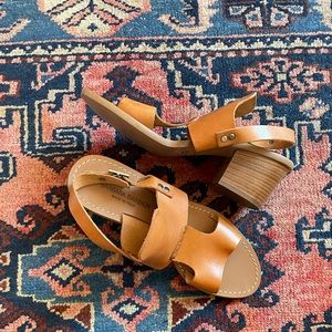 Tan Leather Sandals by Barbara Barbieri